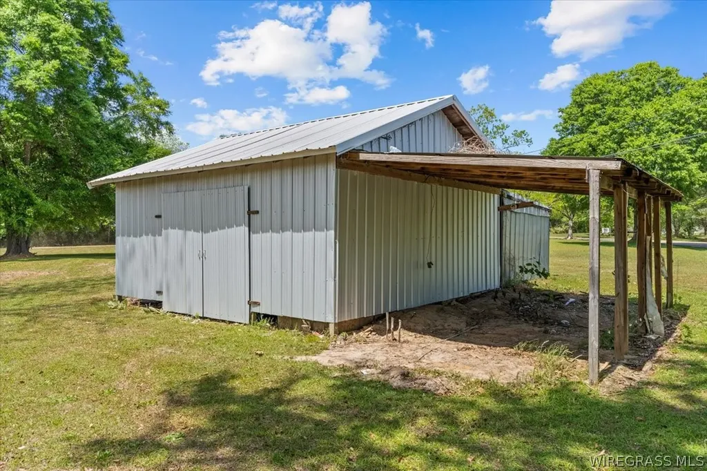 323 S Tyler Street New Brockton AL 36351