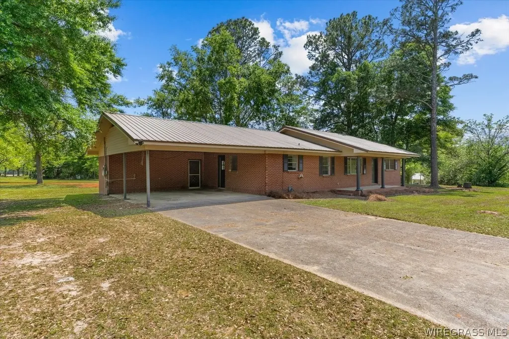 323 S Tyler Street New Brockton AL 36351