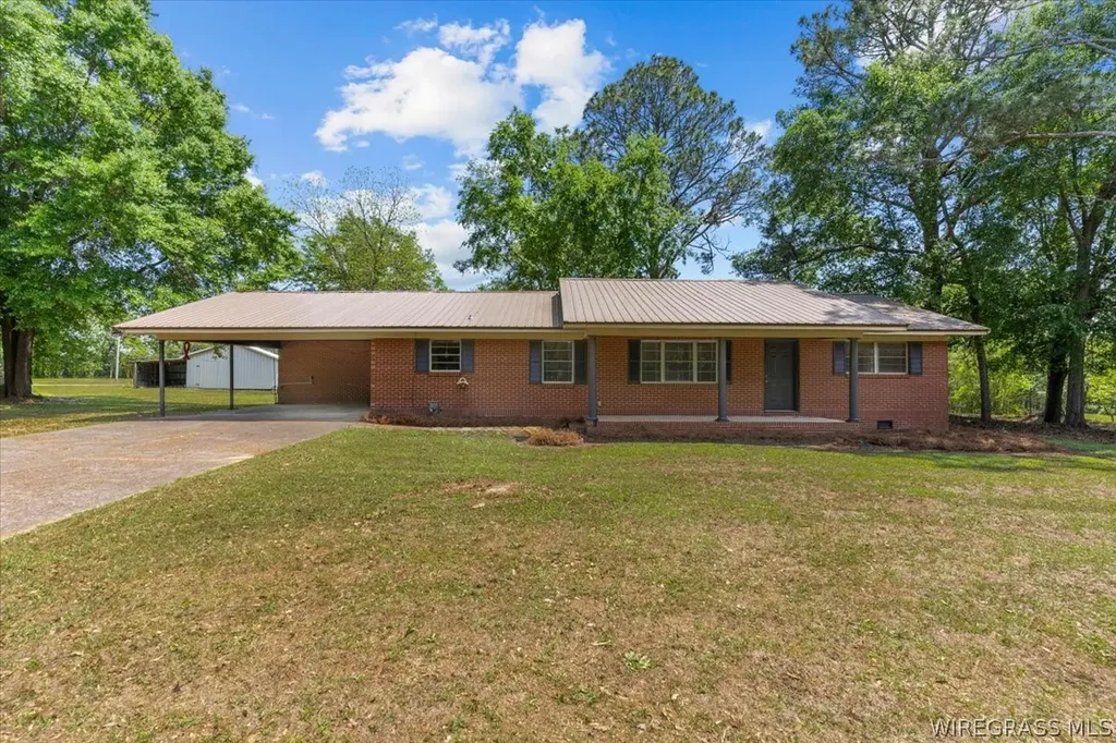 323 S Tyler Street New Brockton AL 36351