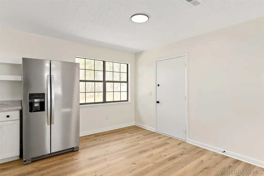 106 Oakridge Circle Enterprise AL 36330