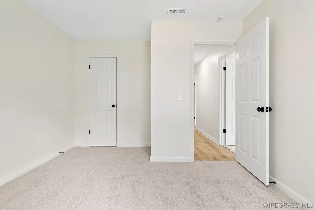 106 Oakridge Circle Enterprise AL 36330