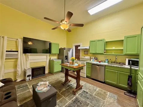 204 W Line Street Hartford AL 36344