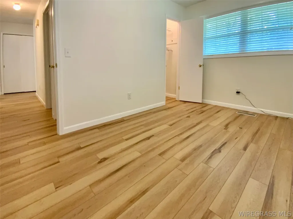 117 W Emerald Drive Enterprise AL 36330