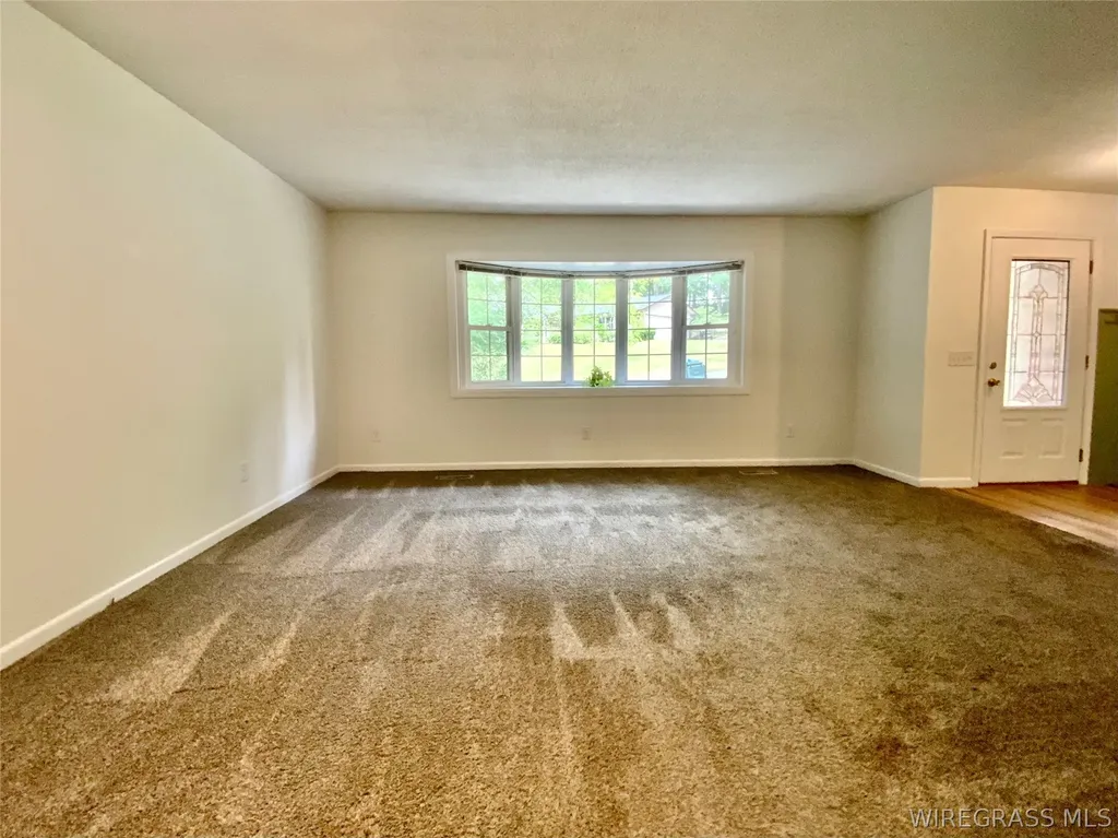 117 W Emerald Drive Enterprise AL 36330