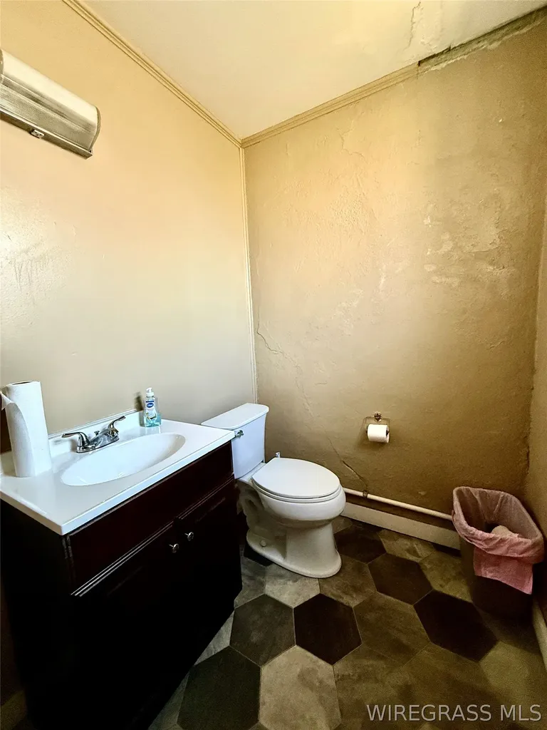 112 E Main Street Samson AL 36477