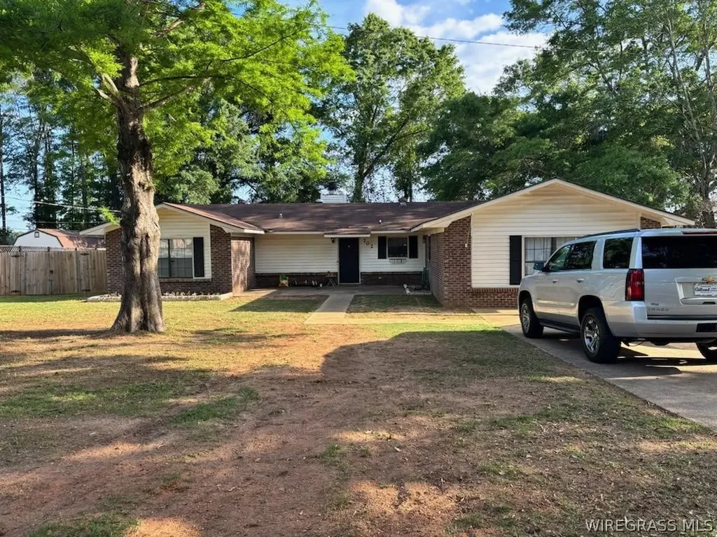 702 Green Drive Enterprise AL 36330