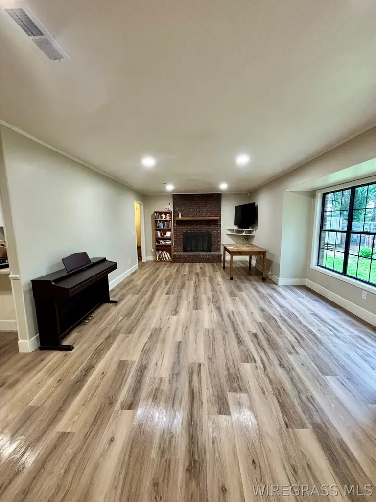 702 Green Drive Enterprise AL 36330