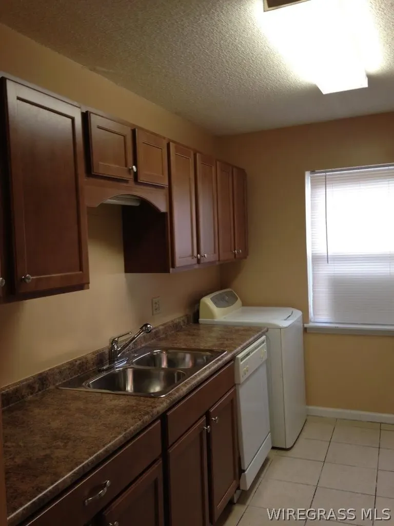 210 Apache Drive Enterprise AL 36330