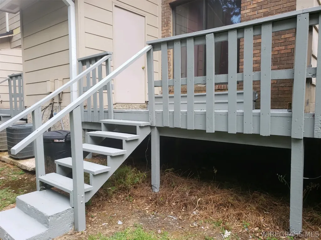 210 Apache Drive Enterprise AL 36330