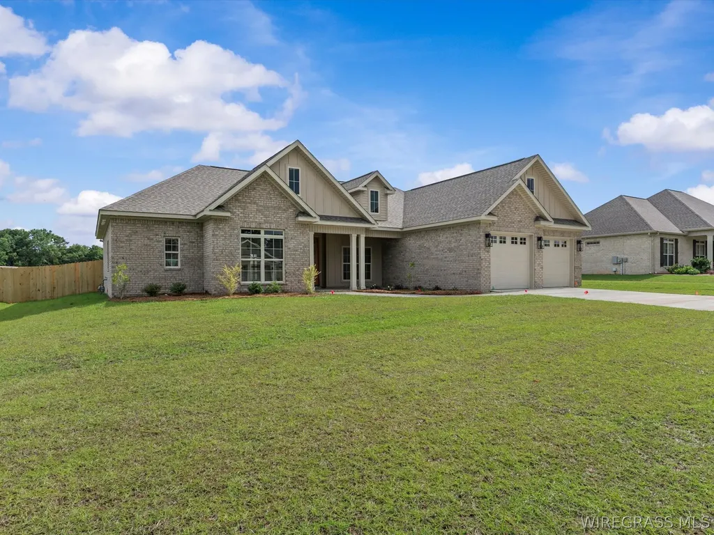 103 Bellevue Way Enterprise AL 36330