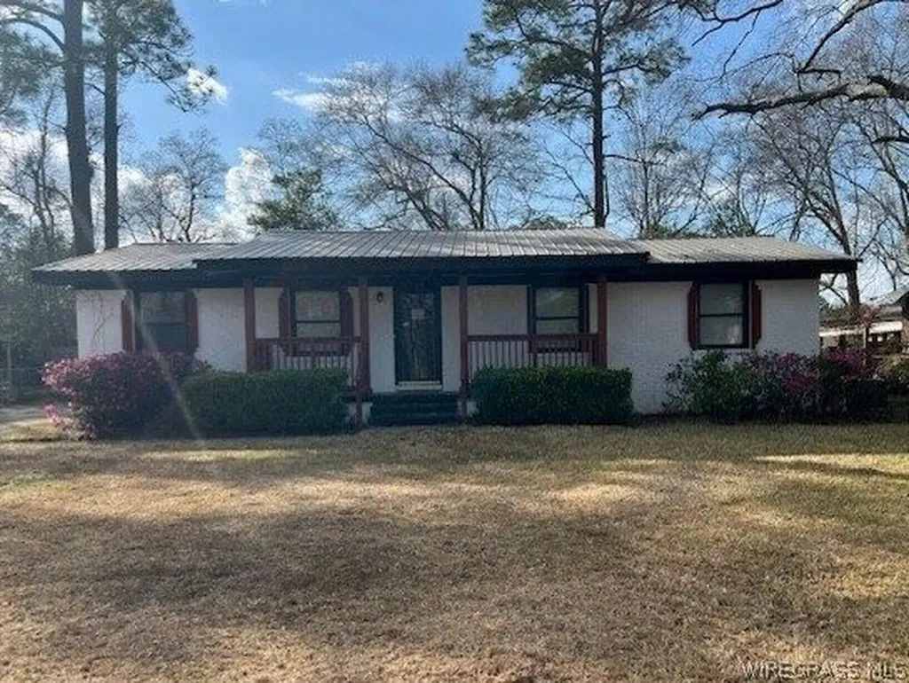606 Mustang Drive Dothan AL 36301