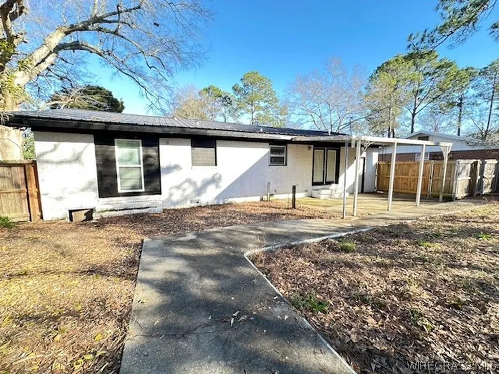606 Mustang Drive Dothan AL 36301