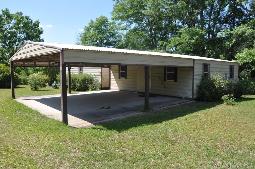 910 Holley Mill Road Samson AL 36477