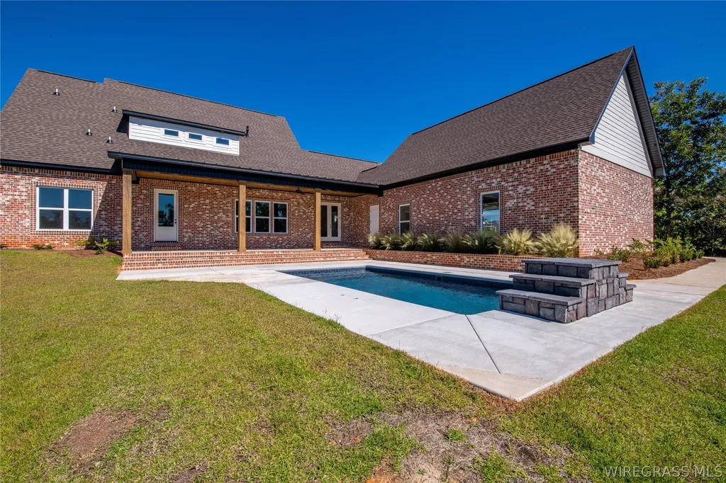 101 Kallie Court Enterprise AL 36330