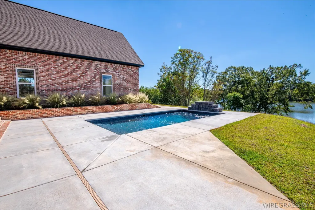 101 Kallie Court Enterprise AL 36330