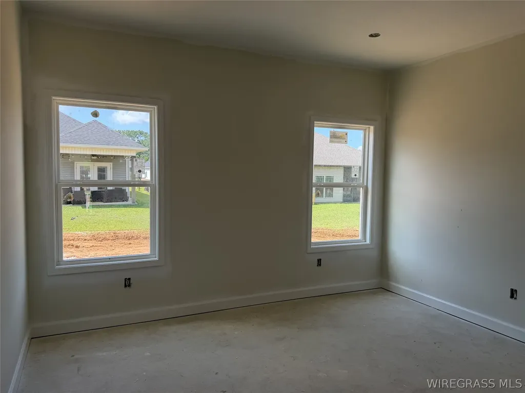 319 Thornbird Loop Enterprise AL 36330