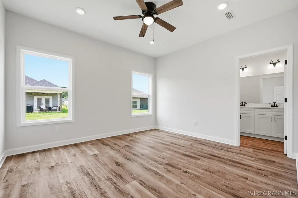 319 Thornbird Loop Enterprise AL 36330
