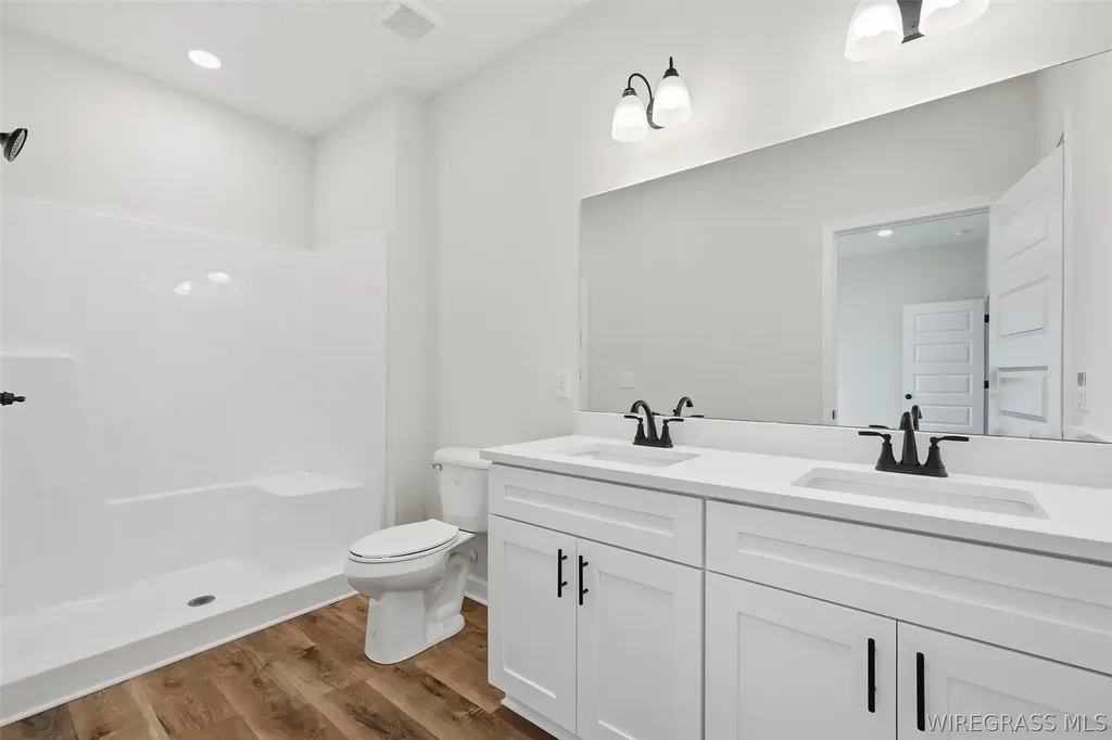 319 Thornbird Loop Enterprise AL 36330