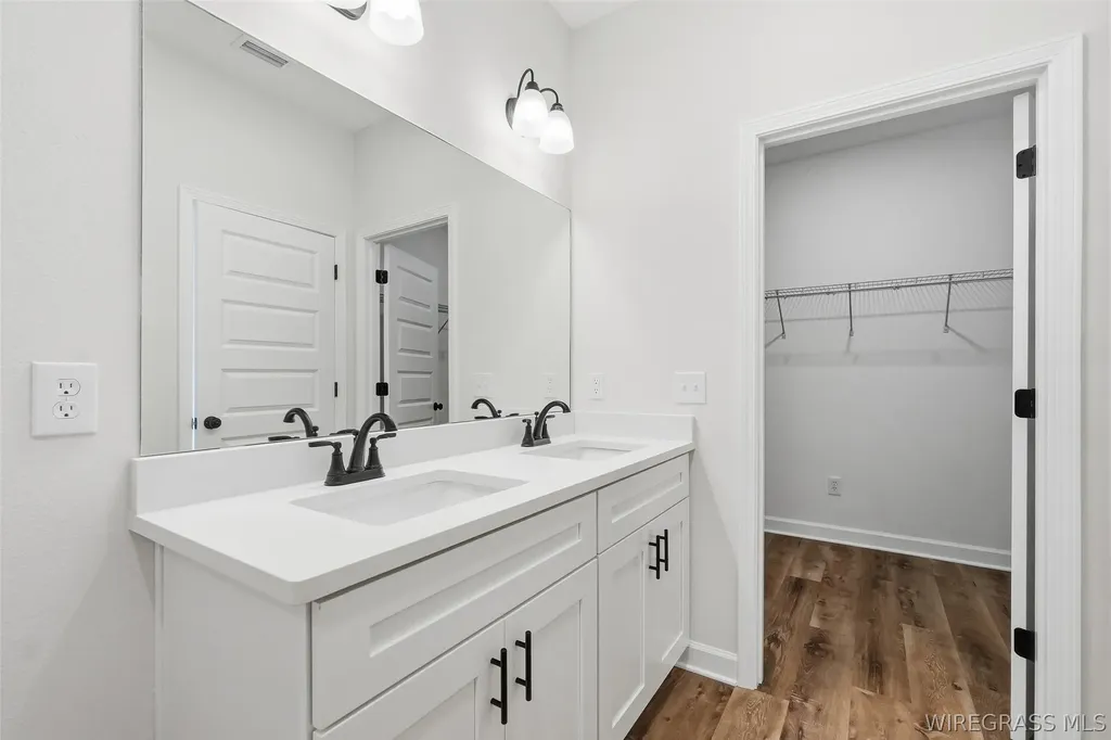 319 Thornbird Loop Enterprise AL 36330