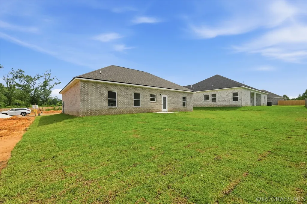 319 Thornbird Loop Enterprise AL 36330