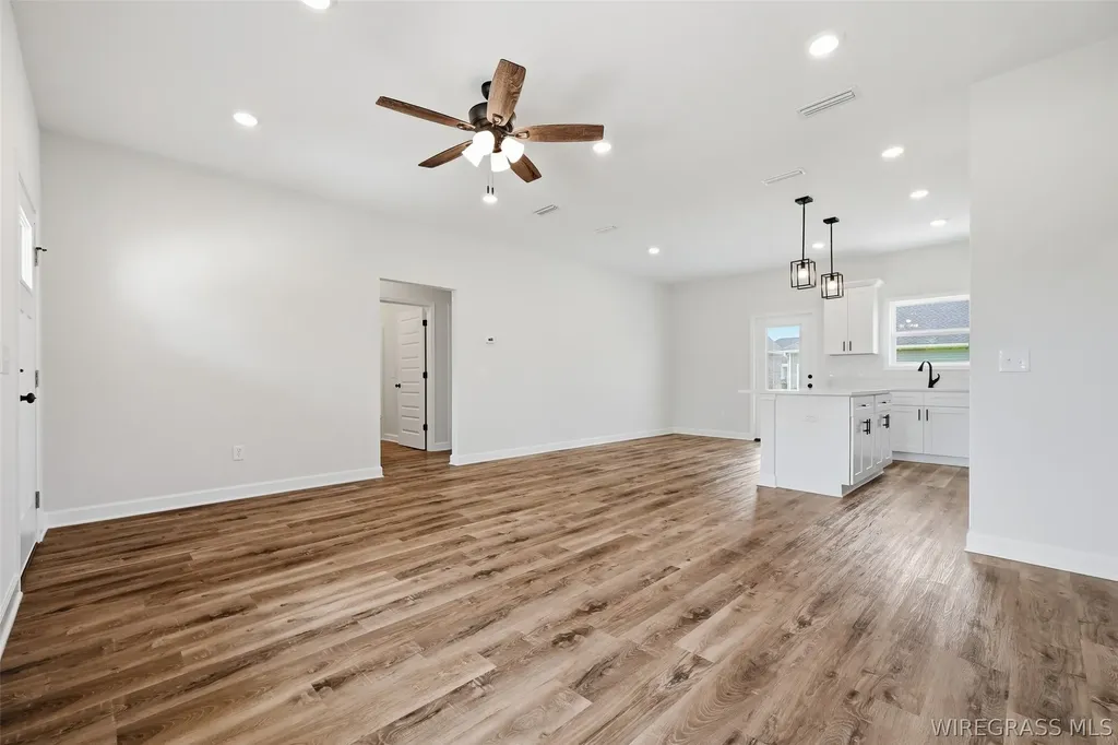 319 Thornbird Loop Enterprise AL 36330