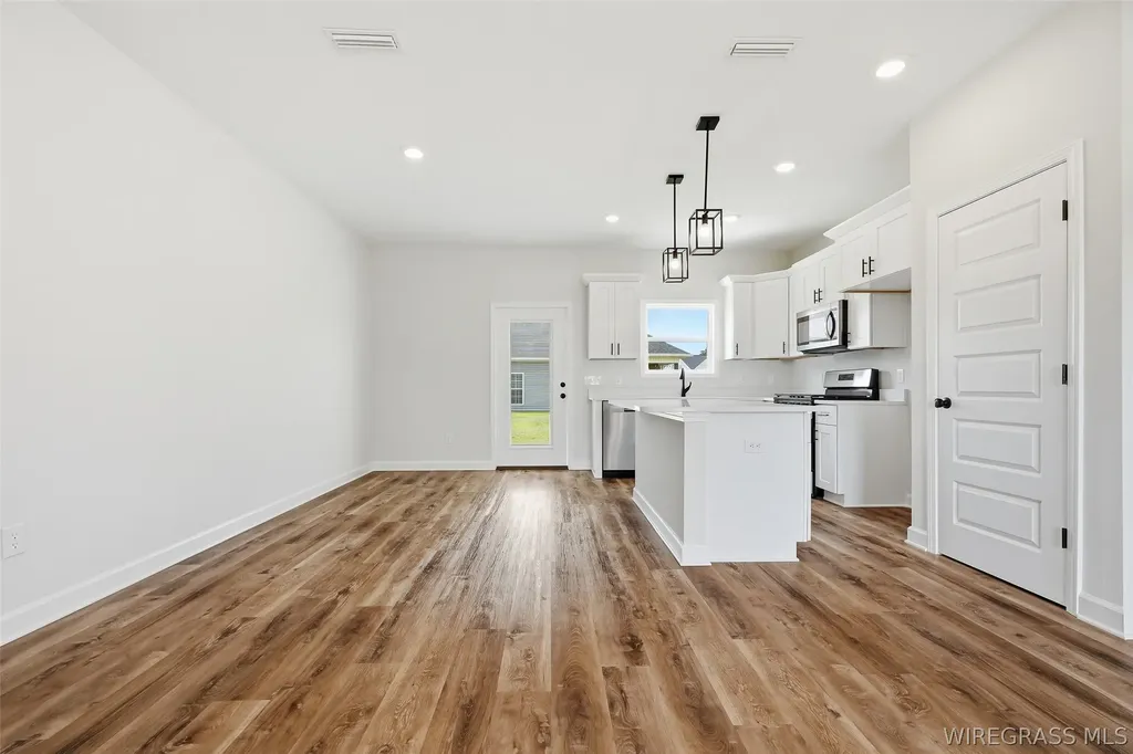 319 Thornbird Loop Enterprise AL 36330