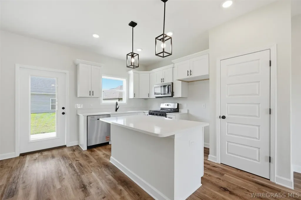319 Thornbird Loop Enterprise AL 36330