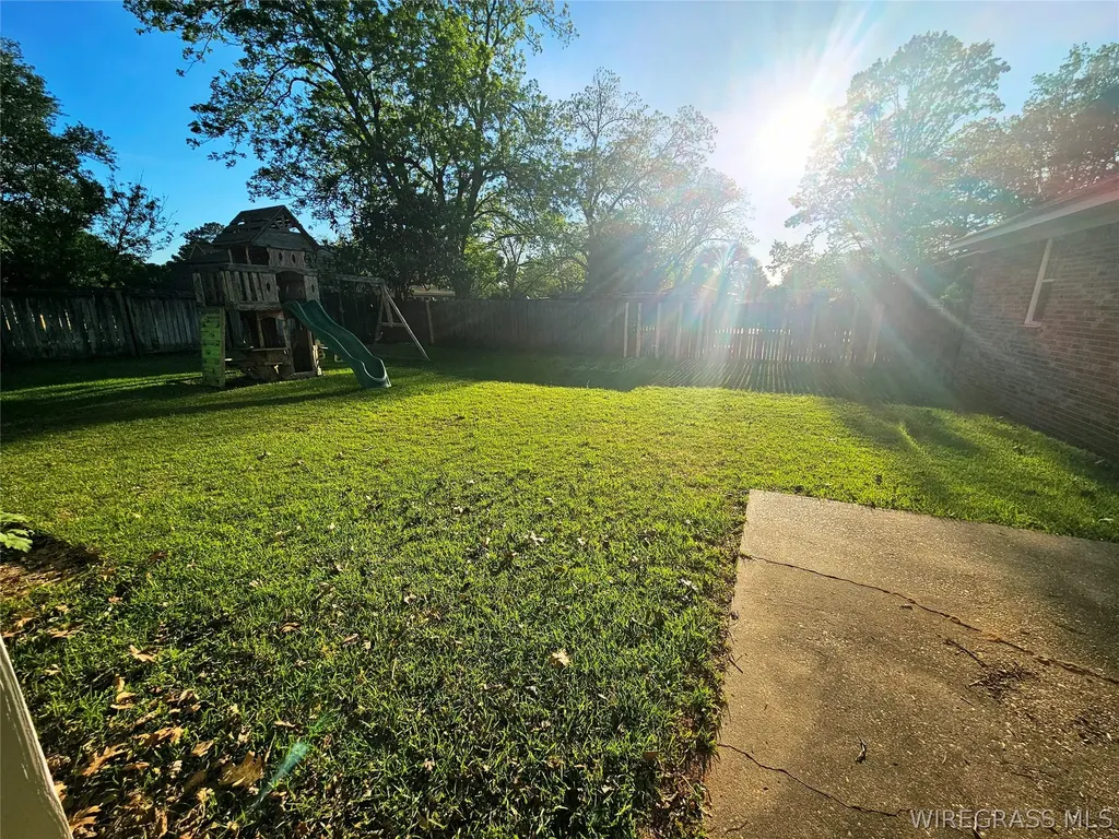 610 Chapelwood Drive Dothan AL 36305
