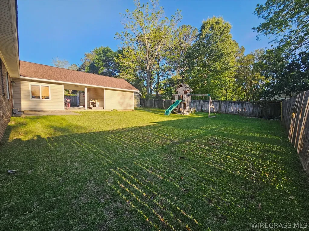 610 Chapelwood Drive Dothan AL 36305