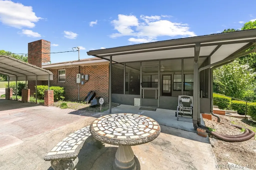 447 Pine Avenue Ozark AL 36360
