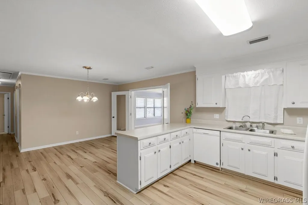 447 Pine Avenue Ozark AL 36360
