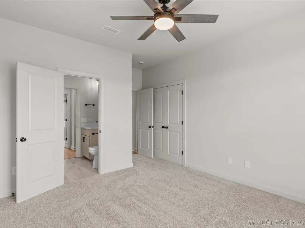 327 Lakes Drive Enterprise AL 36330
