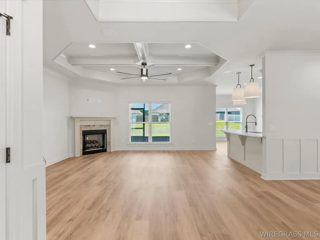 327 Lakes Drive Enterprise AL 36330