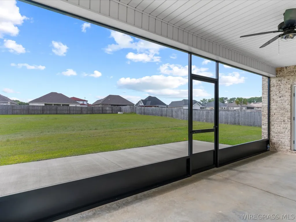 327 Lakes Drive Enterprise AL 36330