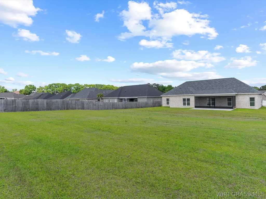 327 Lakes Drive Enterprise AL 36330