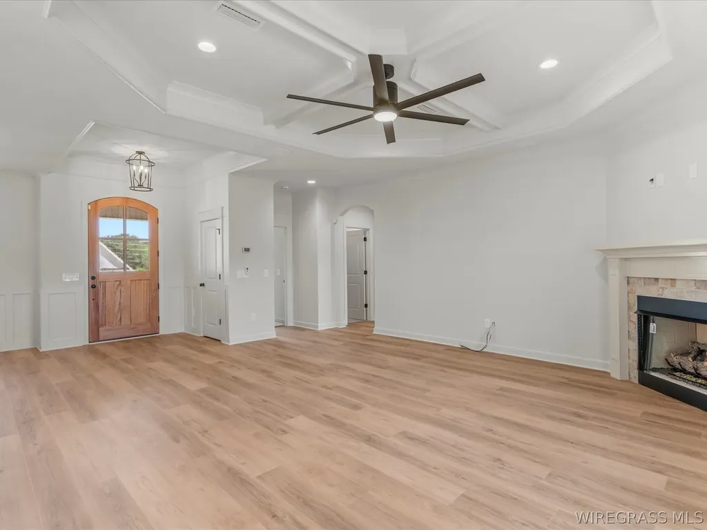 327 Lakes Drive Enterprise AL 36330
