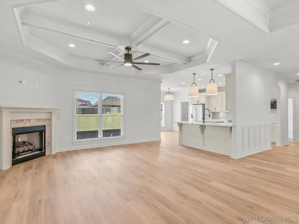 327 Lakes Drive Enterprise AL 36330