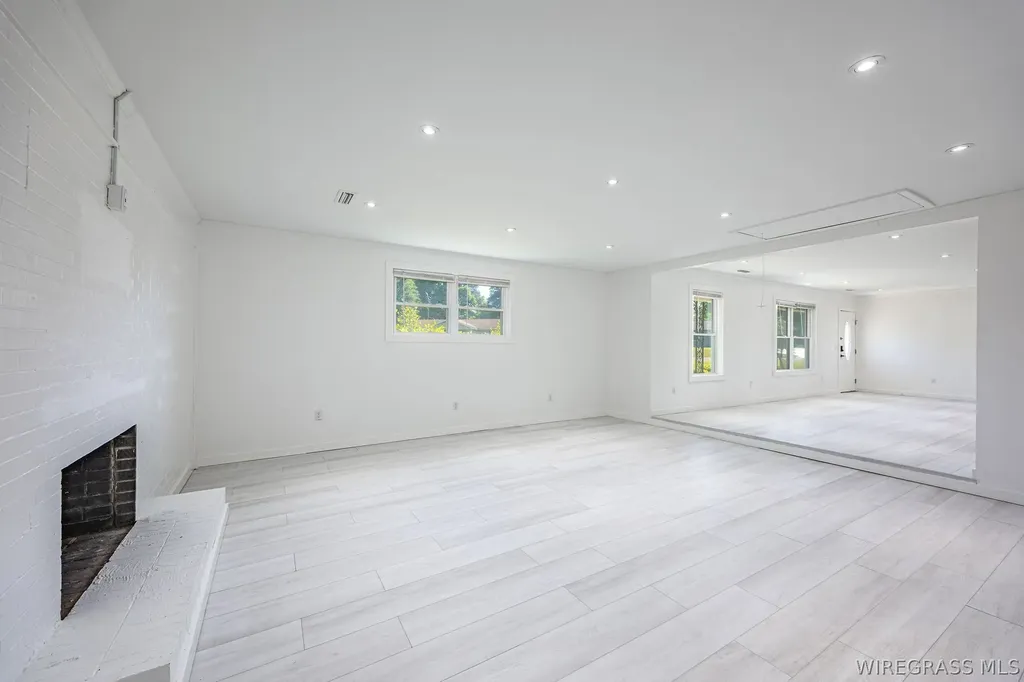 209 Briarhill Road Enterprise AL 36330