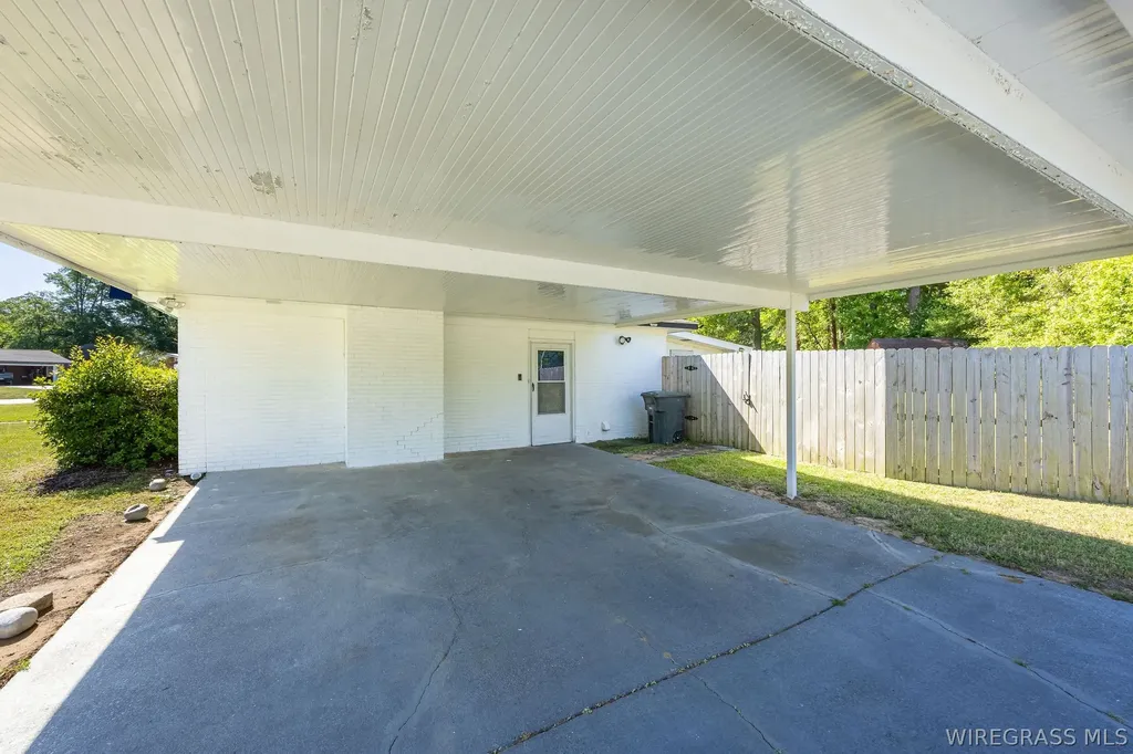 209 Briarhill Road Enterprise AL 36330