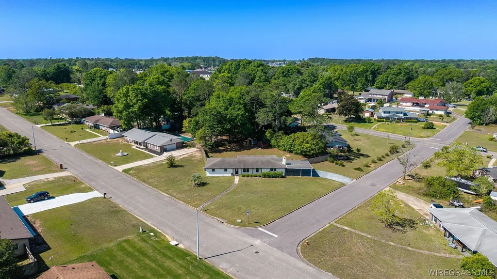209 Briarhill Road Enterprise AL 36330