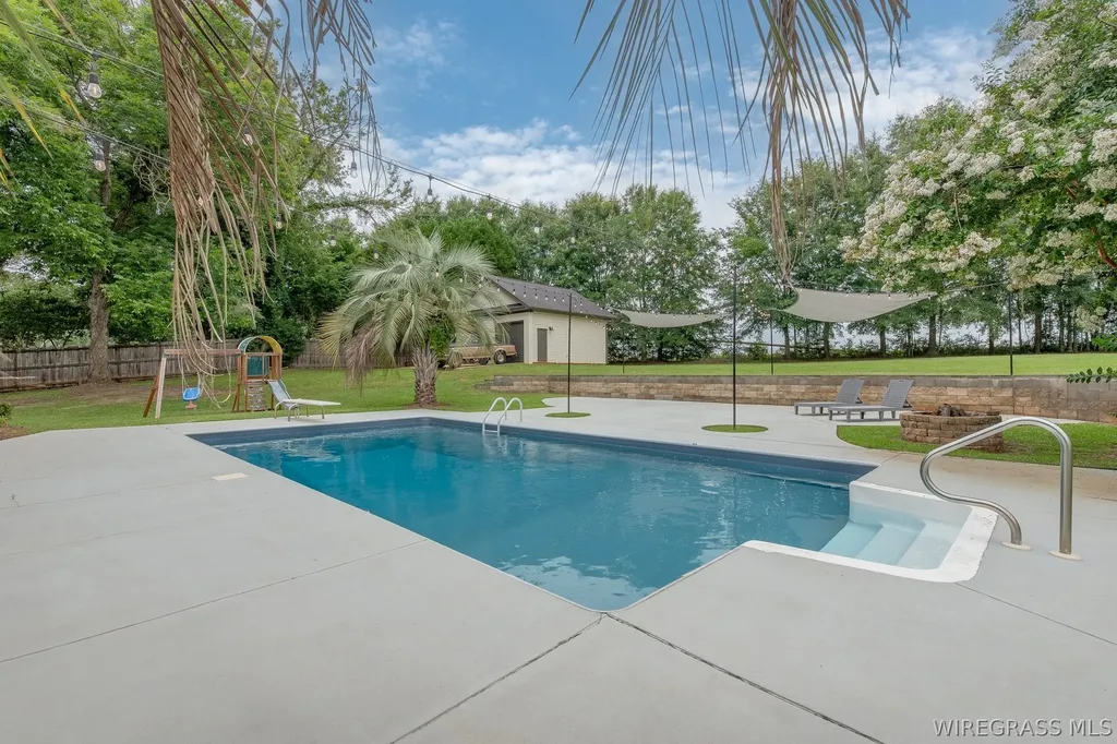 3357 Lake Oak Ridge Drive Enterprise AL 36330