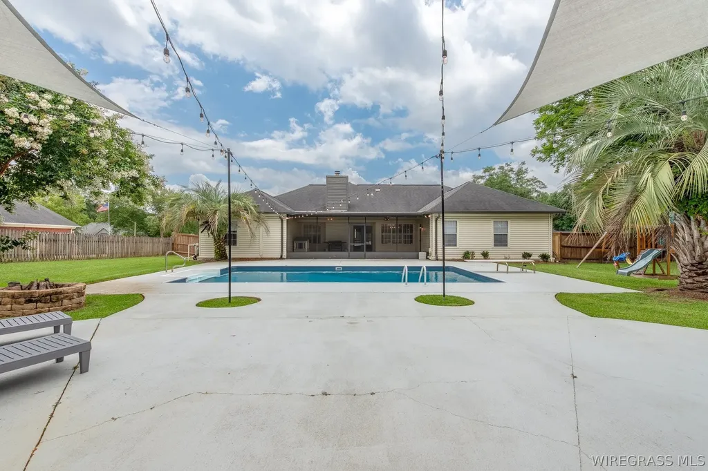 3357 Lake Oak Ridge Drive Enterprise AL 36330