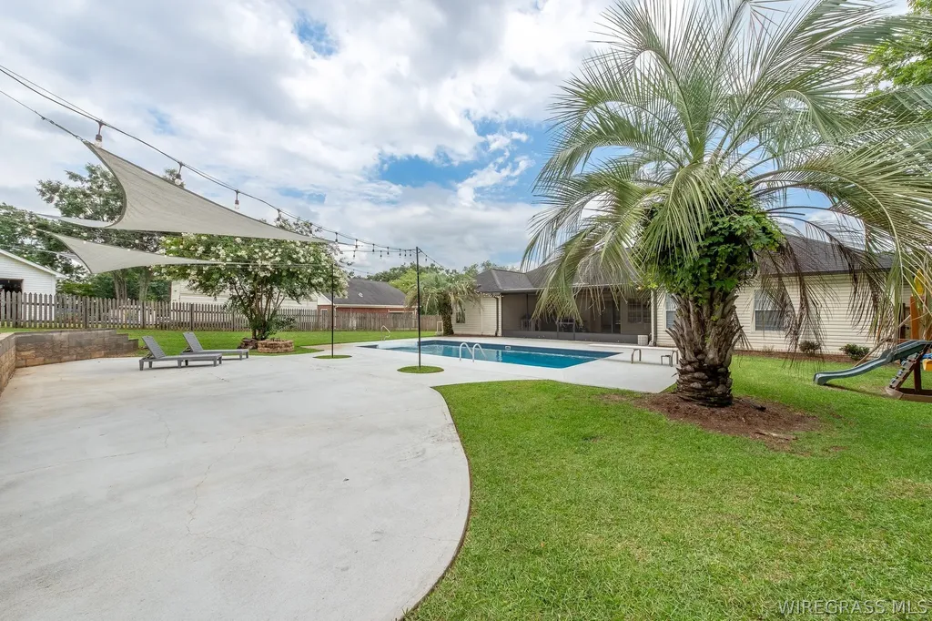 3357 Lake Oak Ridge Drive Enterprise AL 36330