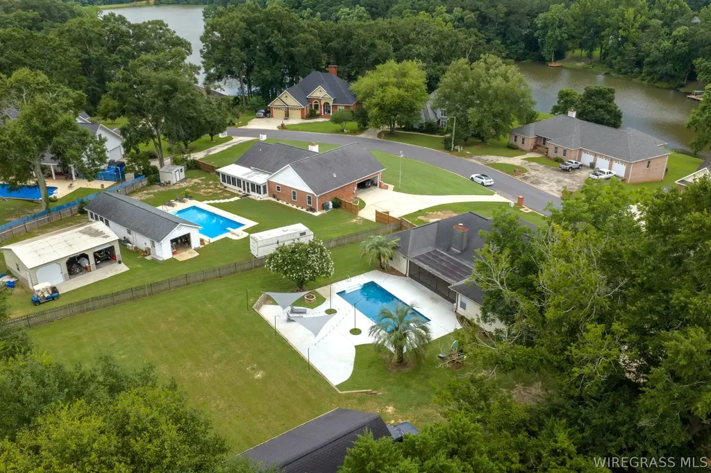 3357 Lake Oak Ridge Drive Enterprise AL 36330