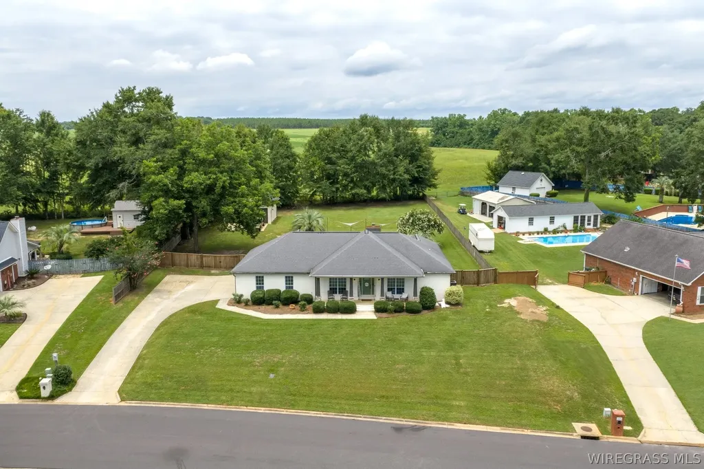 3357 Lake Oak Ridge Drive Enterprise AL 36330