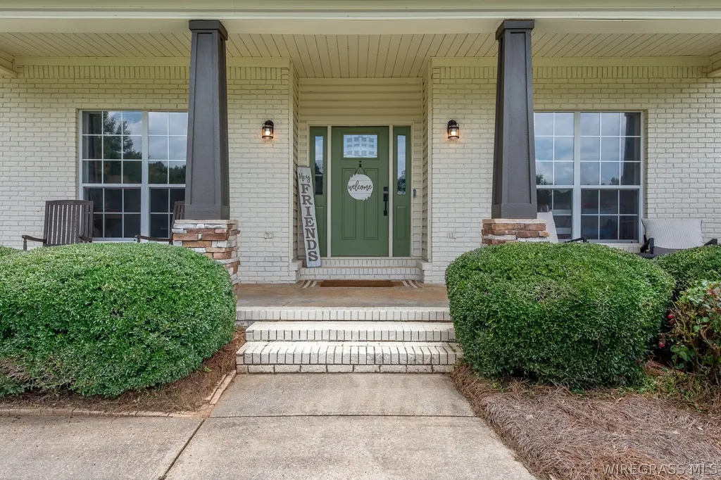 3357 Lake Oak Ridge Drive Enterprise AL 36330