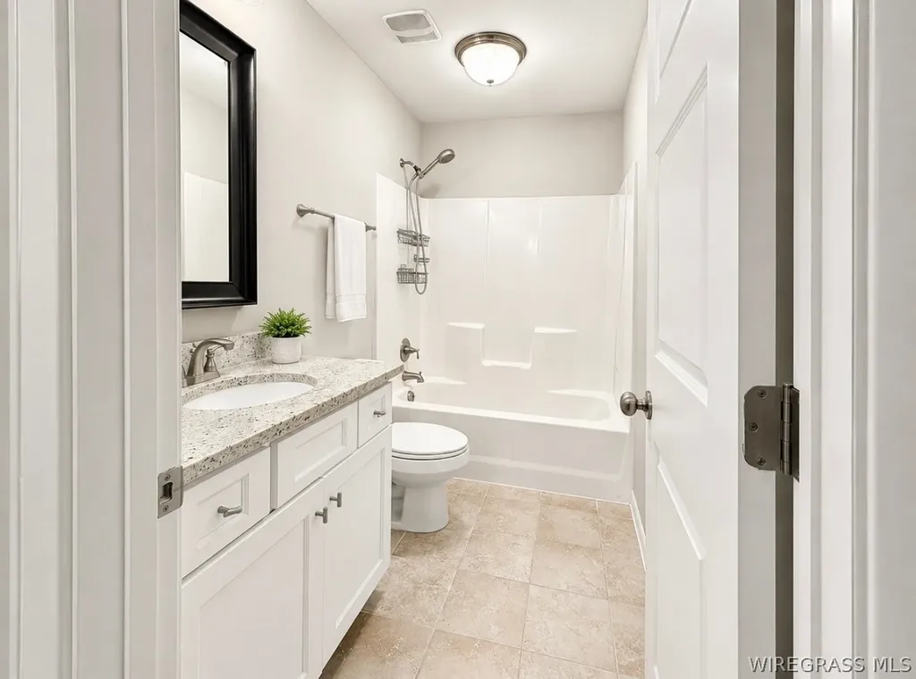 110 Lucas Lane Midland City AL 36350