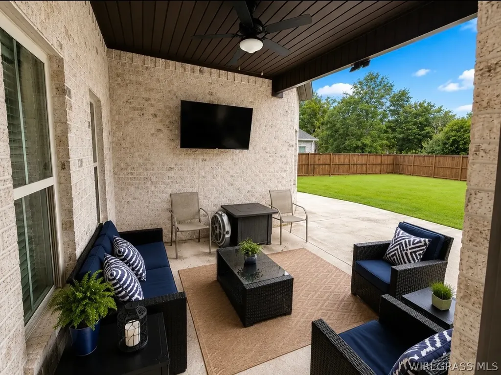 110 Lucas Lane Midland City AL 36350