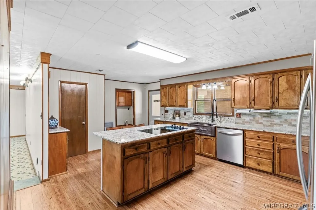 325 County Road 471 Kinston AL 36453