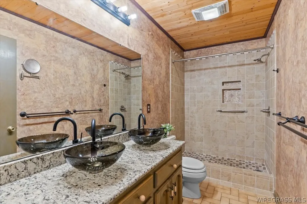 325 County Road 471 Kinston AL 36453